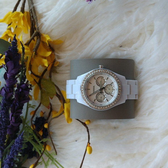 NEW Fossil White with simulated gems - Picture 2 of 9